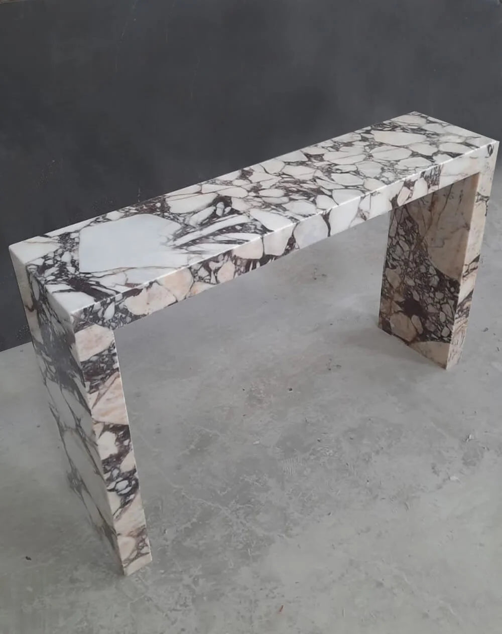 Luxury Calcatta Marble Side Table in dubai
