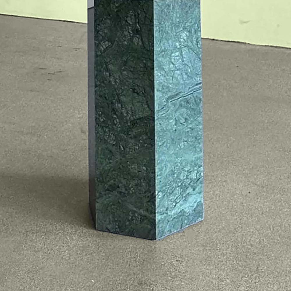 cubical-leg-design-dubai-living-space