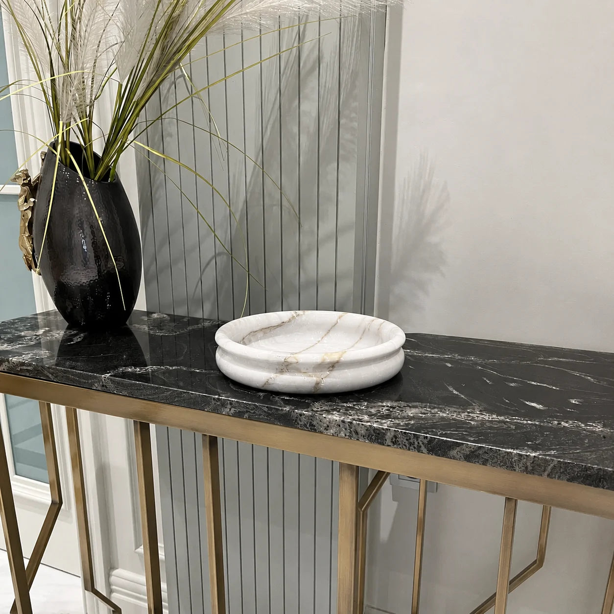 Lumi Stone centerpiece