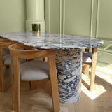 black-and-white-luxury-table-uae